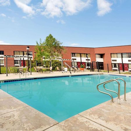 Ramada By Wyndham סדר סיטי מראה חיצוני תמונה
