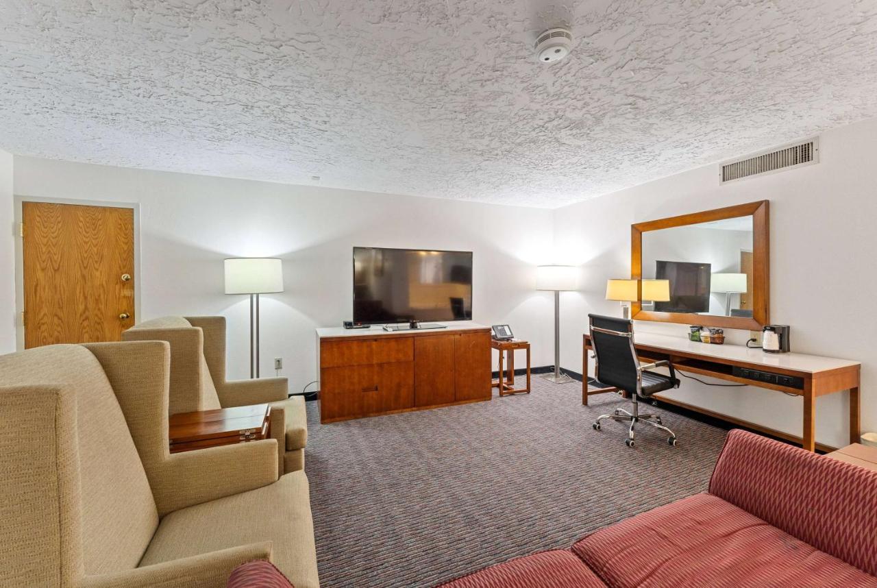 Ramada By Wyndham סדר סיטי מראה חיצוני תמונה