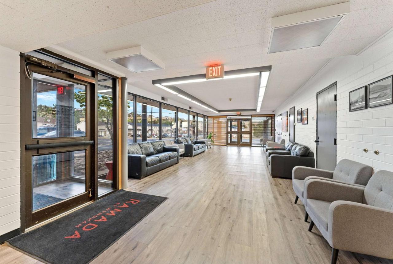 Ramada By Wyndham סדר סיטי מראה חיצוני תמונה