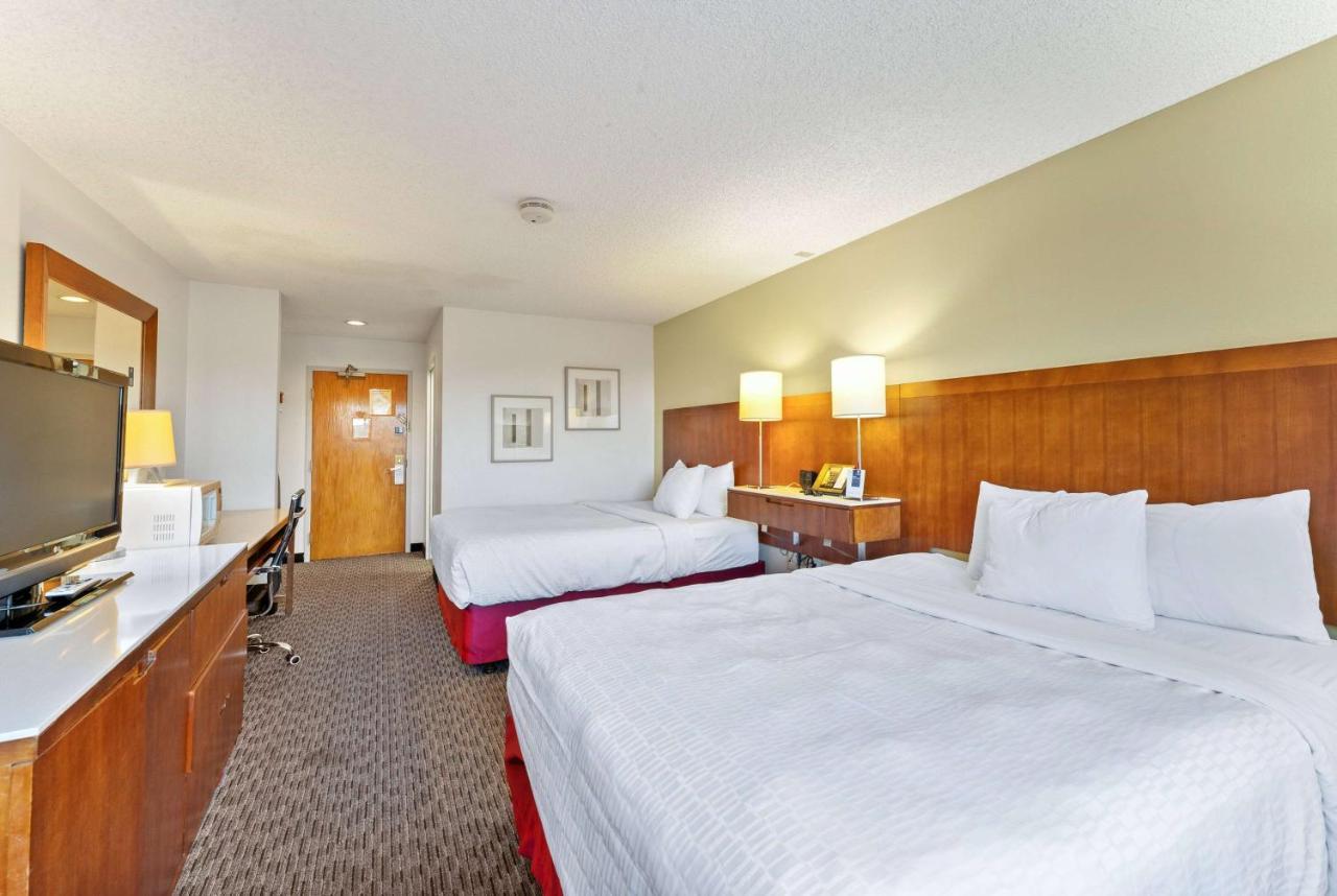 Ramada By Wyndham סדר סיטי מראה חיצוני תמונה