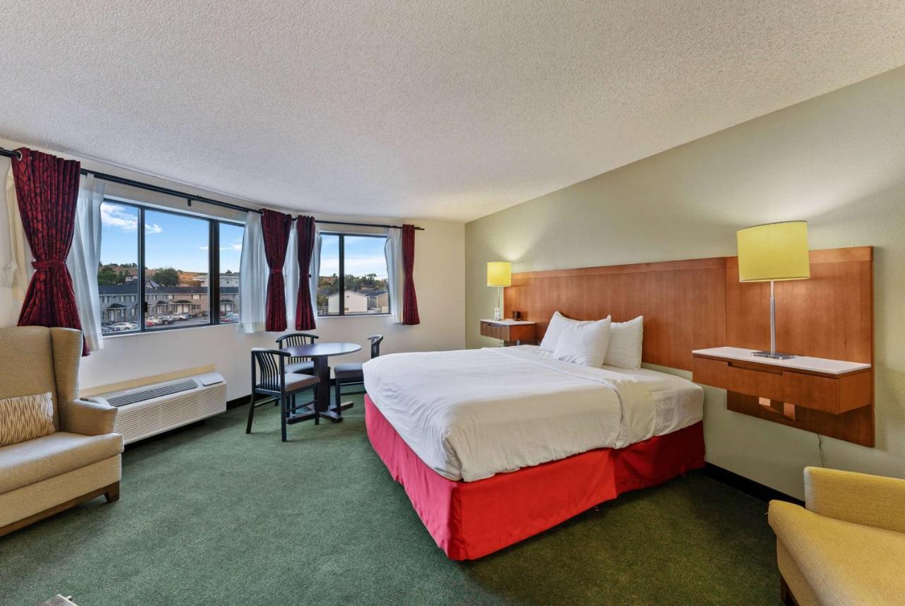 Ramada By Wyndham סדר סיטי מראה חיצוני תמונה